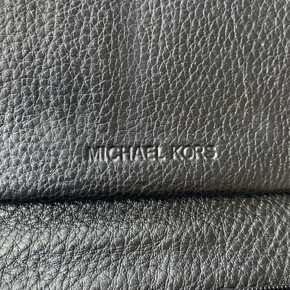 Michael Kors medium sized black zip around wallet with wrist strap - Picture 6 of 11